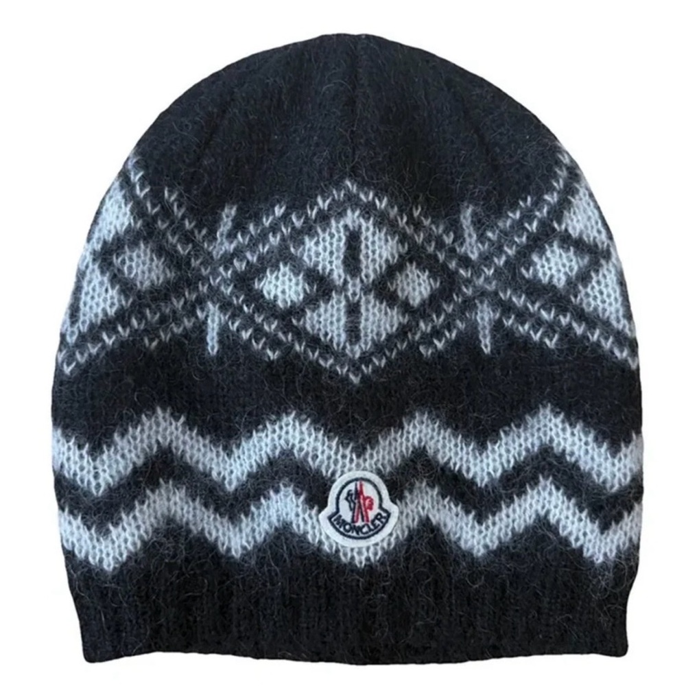Moncler Rare and Authentic Black and White Patterned Knit Hat
